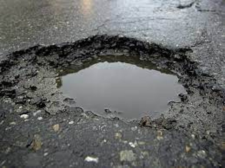 Govt releases GH¢150m to patch potholes across Ghana