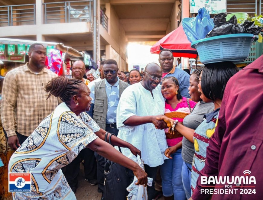 Traders Mob Vice President Bawumia in Ho Central Market